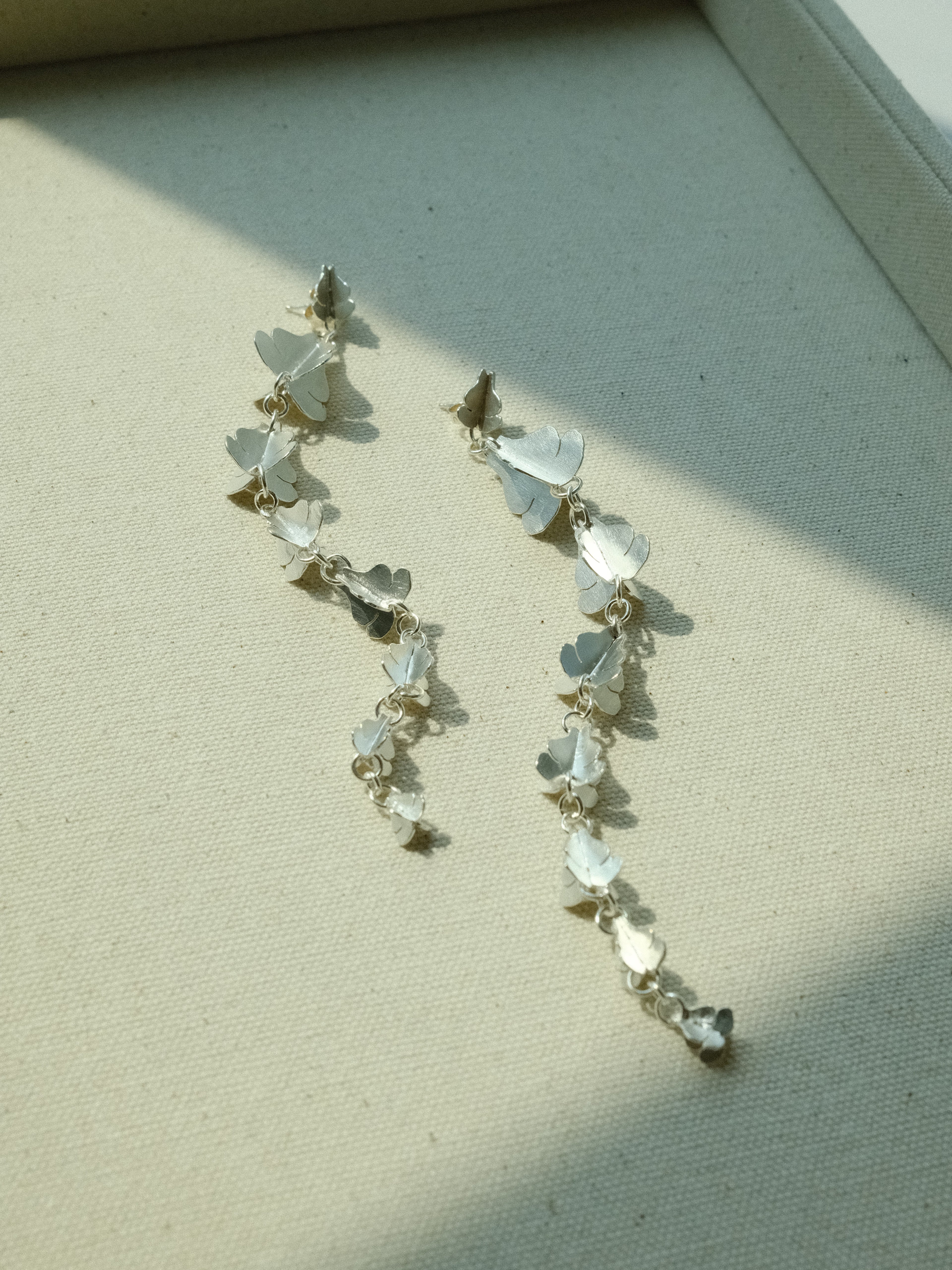 Dok Rak Drop Earrings
