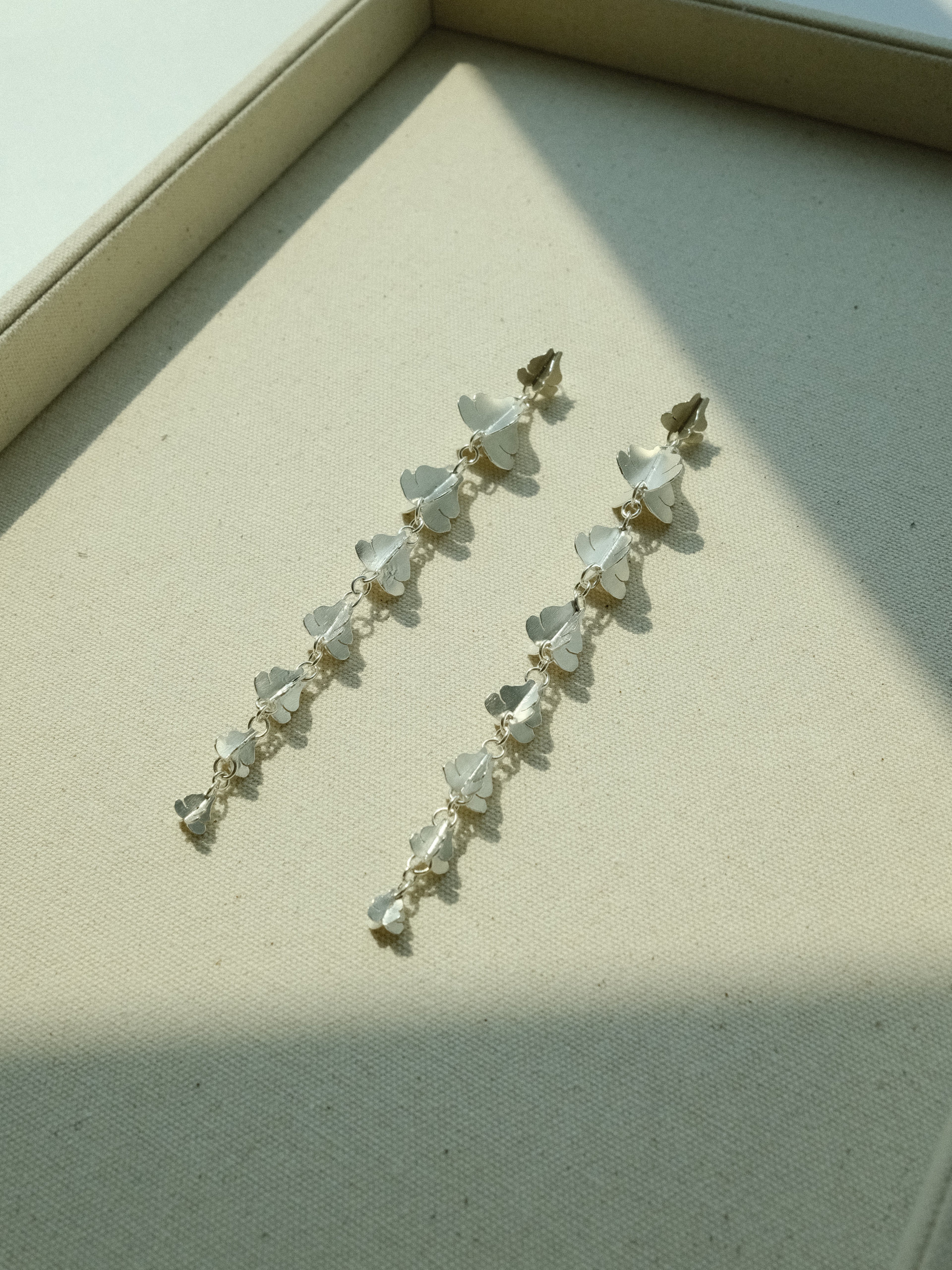 Dok Rak Drop Earrings