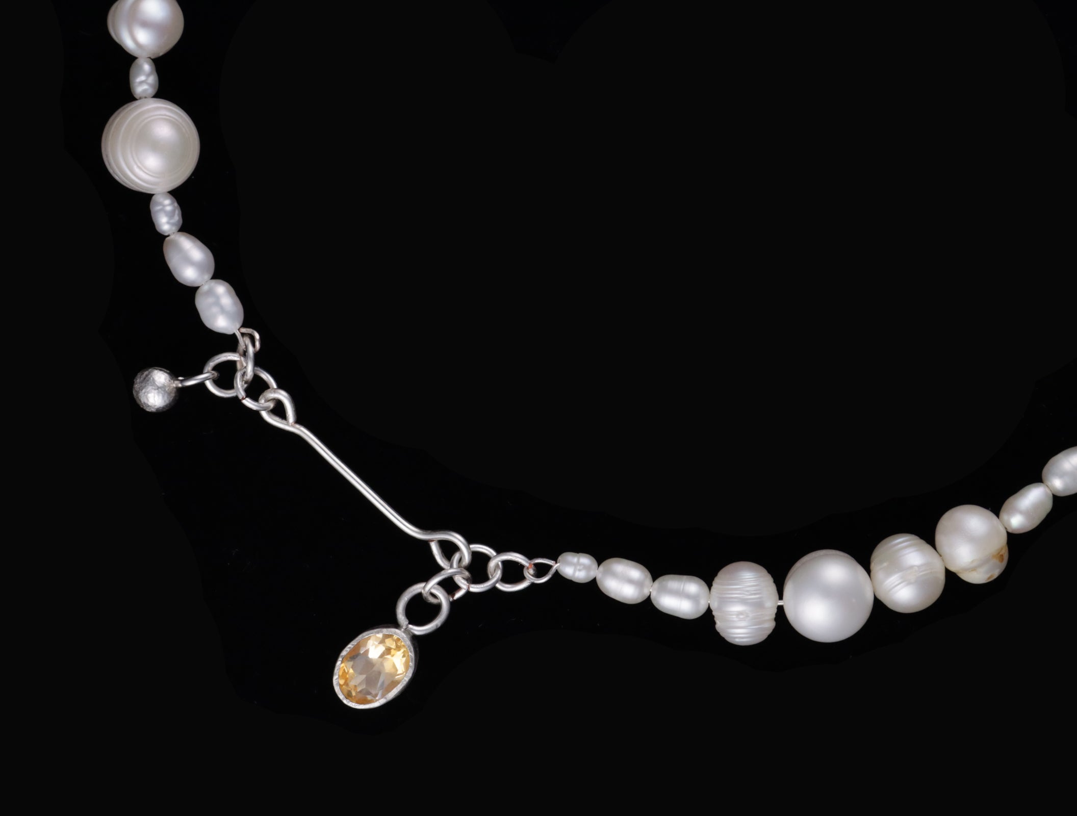Pearl Charm Choker