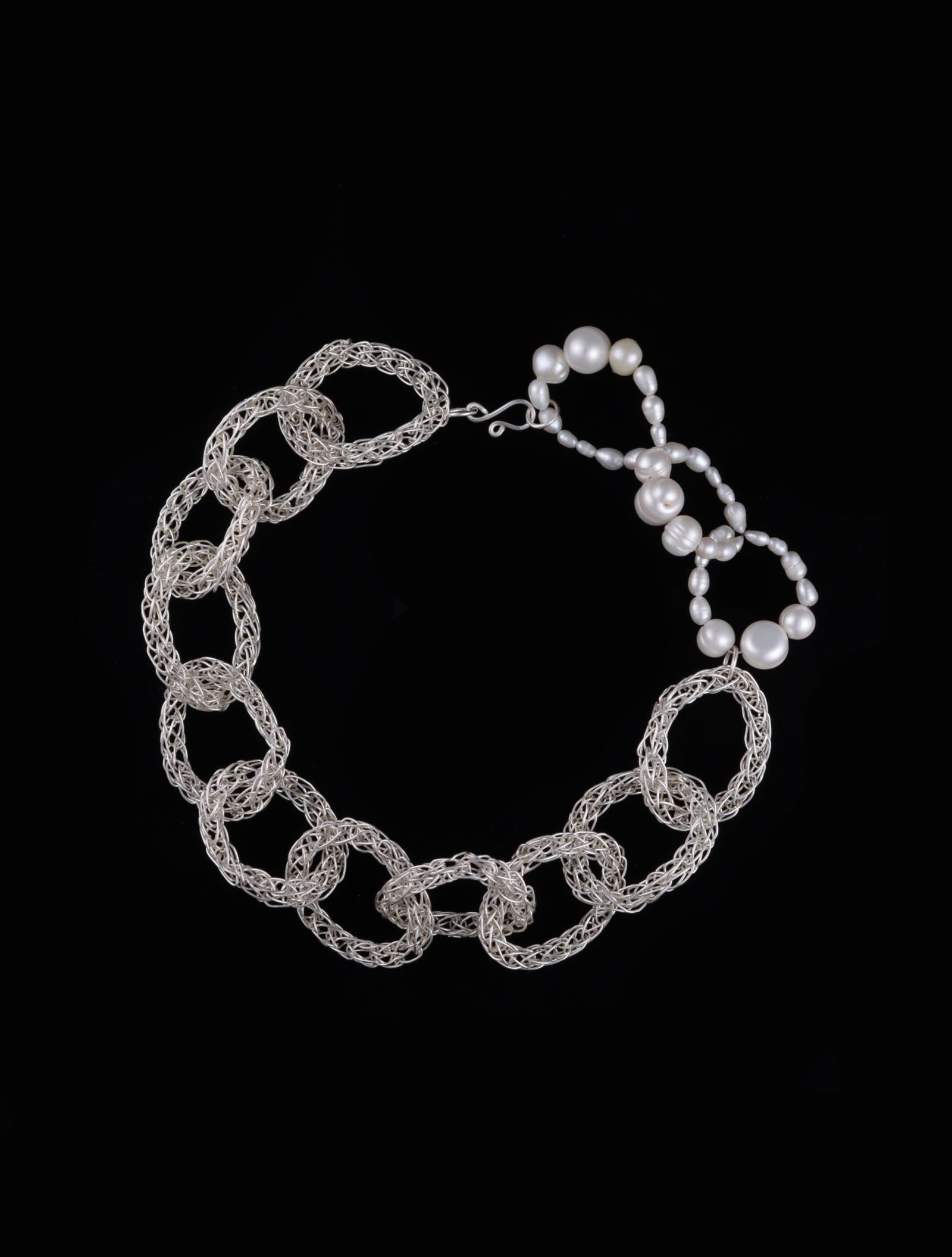 Chunky Link Pearl Choker