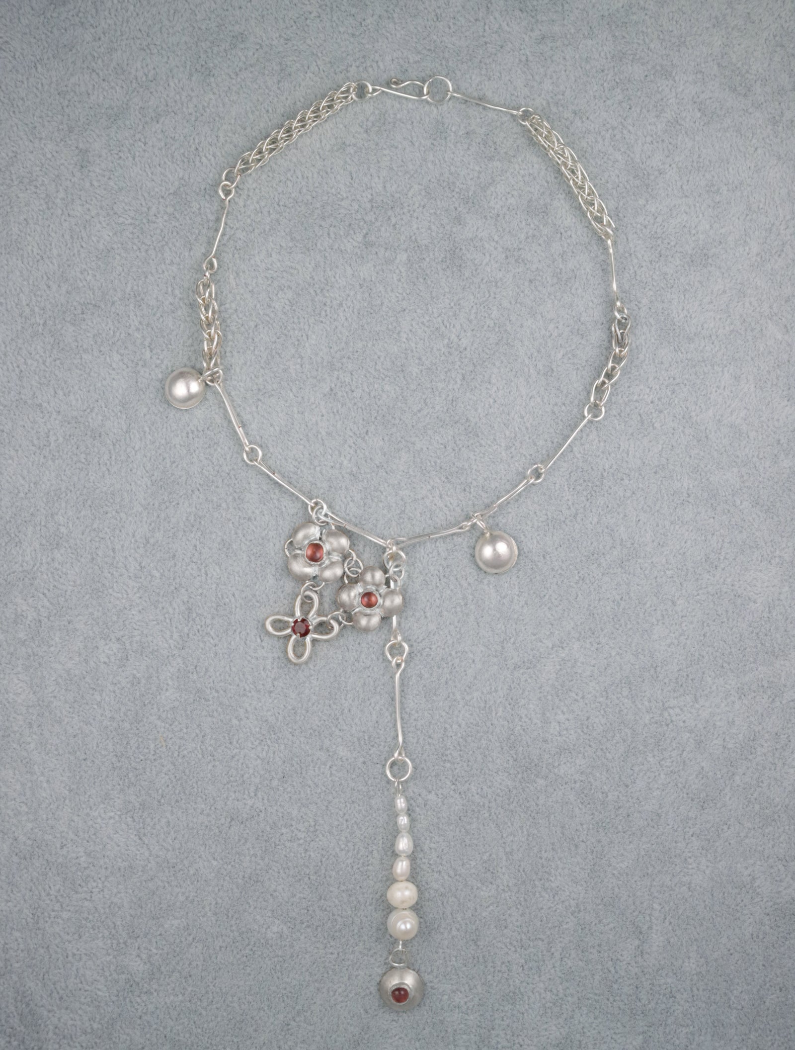 Flower Pearl Necklace
