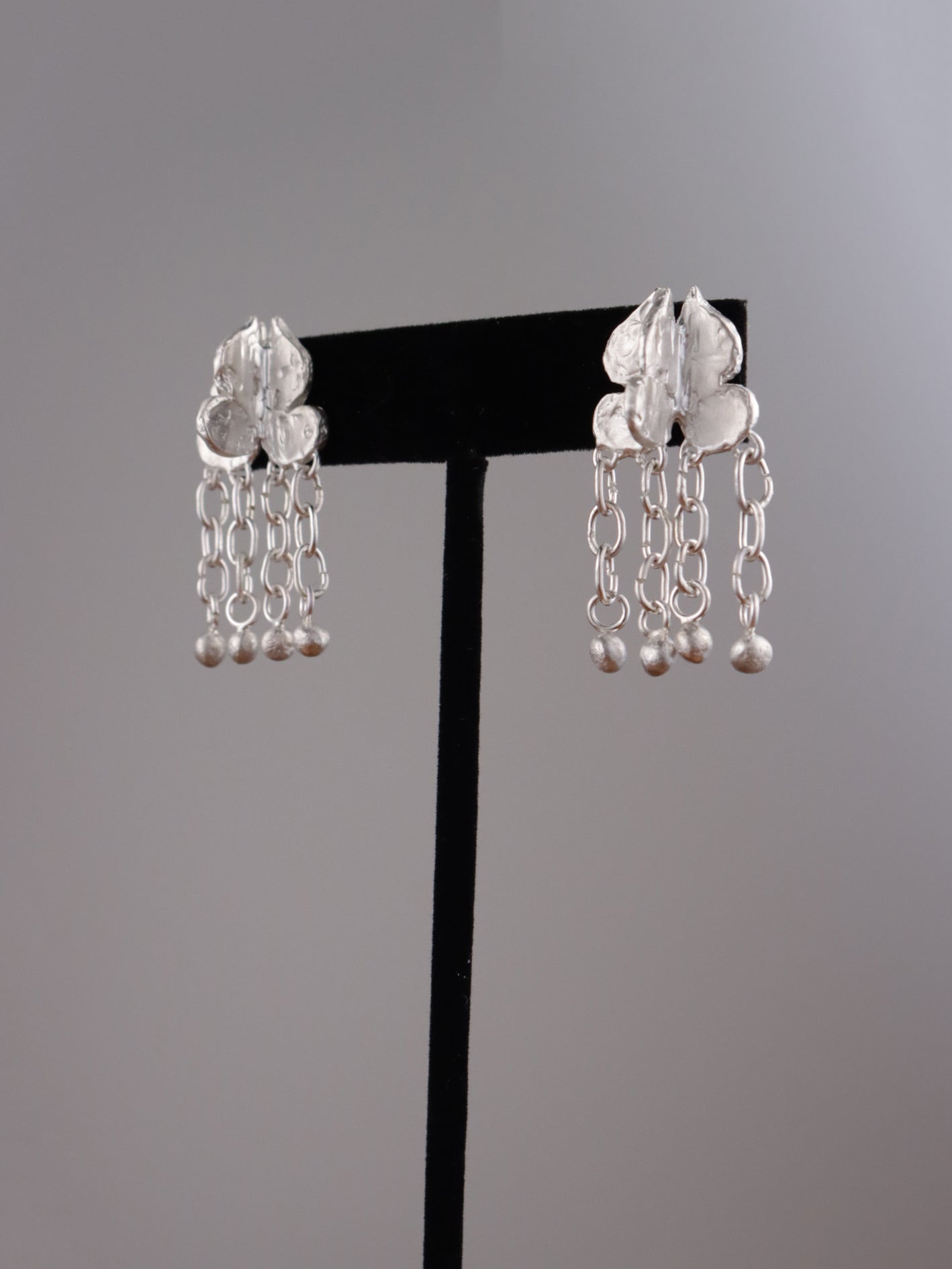 Dok Rak Chain Earrings