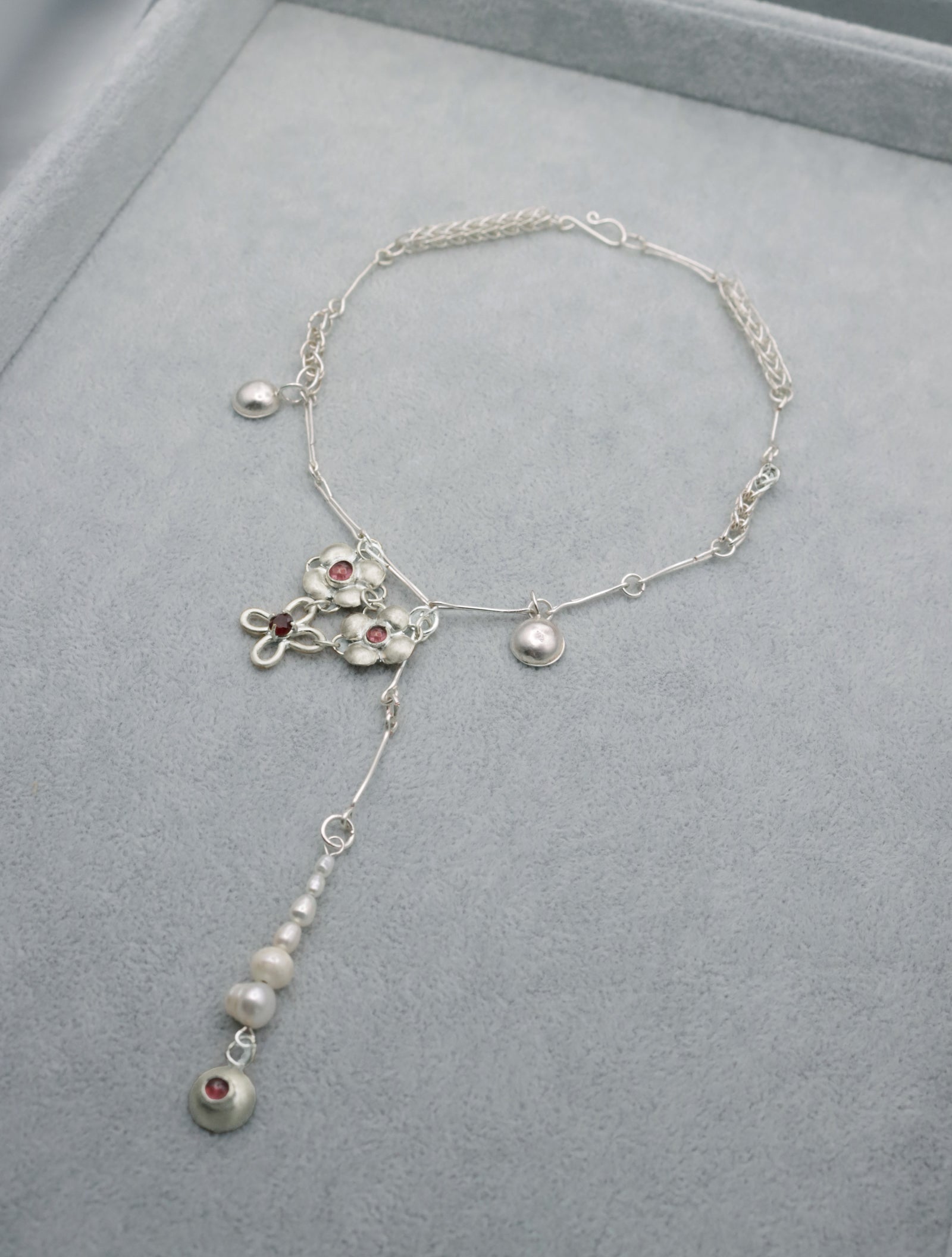 Flower Pearl Necklace